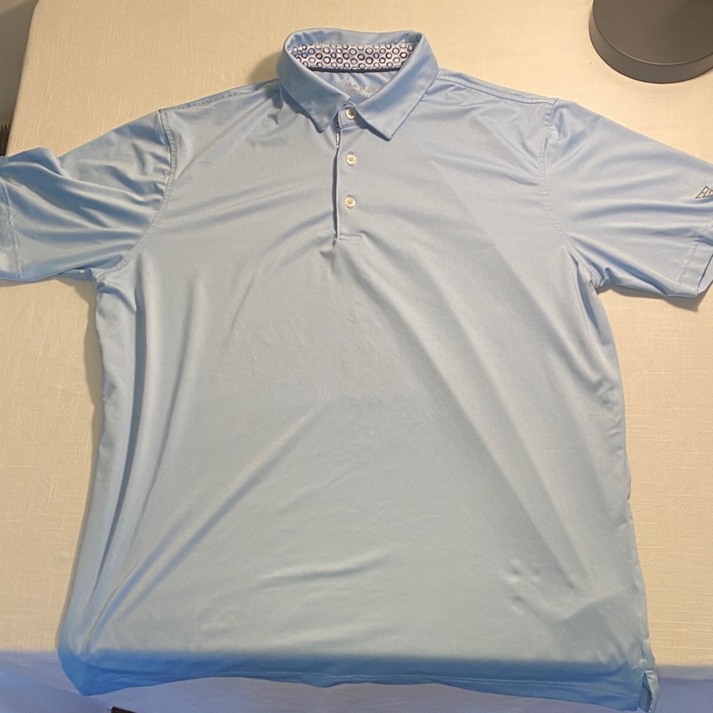 🧊 Maelreg Men’s Performance Polo – Light Blue with Patterned Contrast – Size